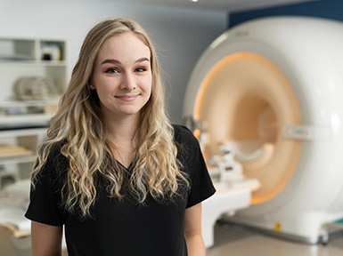 Elizabeth Garn, Magnetic Resonance Imaging (MRI) Student