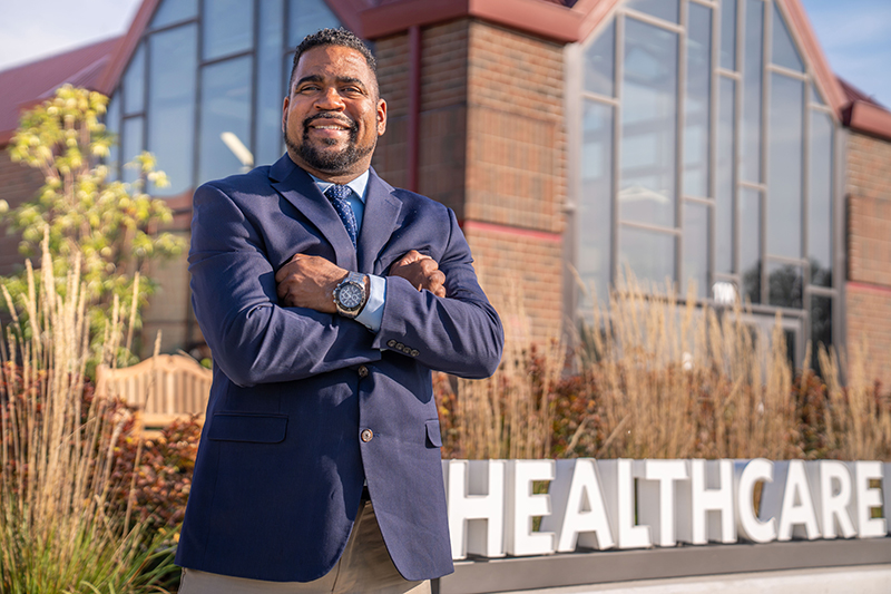 Dr. Teddy Farias